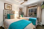 Guest bedroom - bedding varies